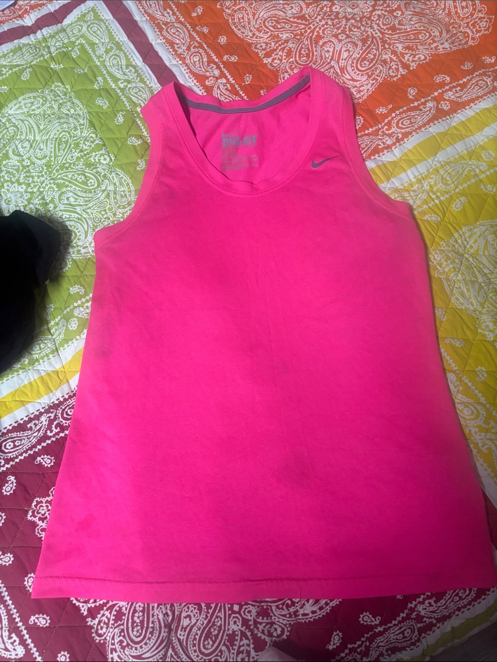 Nike tank